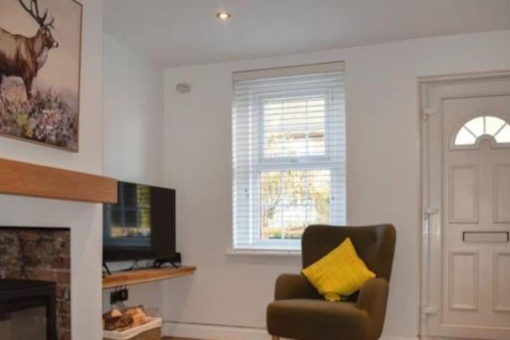Beautiful Renovated Cottage In Mersham Ashford Kent Exterior foto